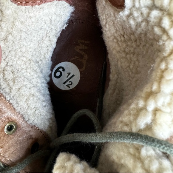 Sam Edelman Tara Two Tone Bootie Sz 6.5 - Picture 14 of 15